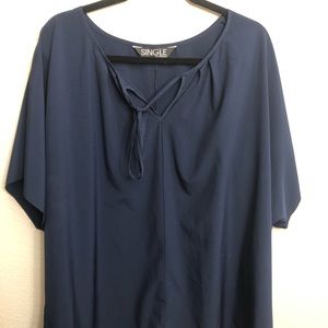 Plus size navy blue blouse Sz: 2X